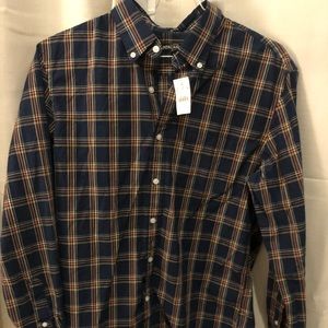 J Crew New With Tags Men’s plaid LS button up !!